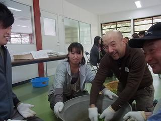 2011-04-30 13:34:23